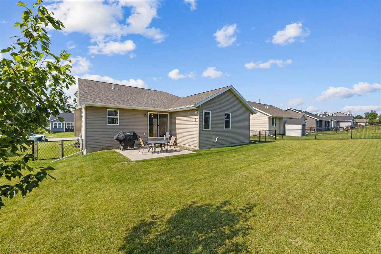 2106 Shady Grove Road Southwest Cedar Rapids, IA 52404 - Photo 29 of 30 Gallery Image 29