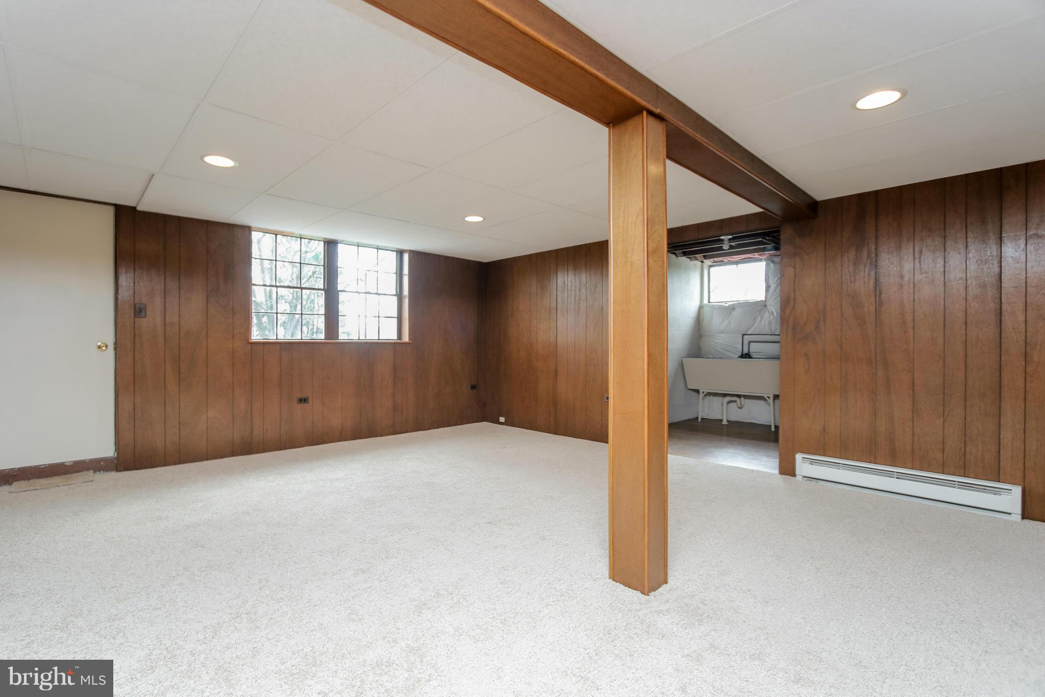 3619 Hilmar Road Baltimore, MD 21244 - Photo 17 of 29 Family Room