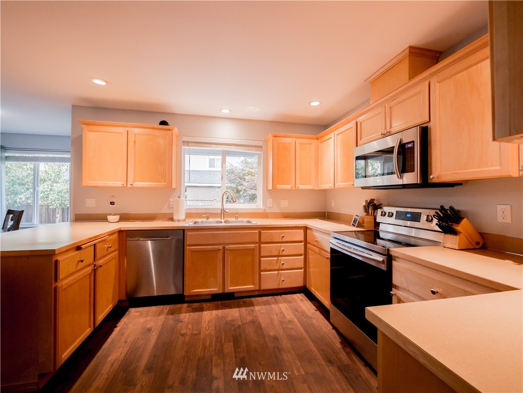 6968 Radius Loop Southeast Lacey, WA 98513 - Photo 11 of 36 Gallery Image 11