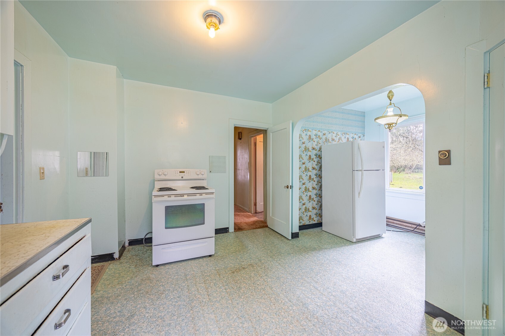 313 Doyle Road Port Angeles, WA 98363 - Photo 6 of 40 Gallery Image 6