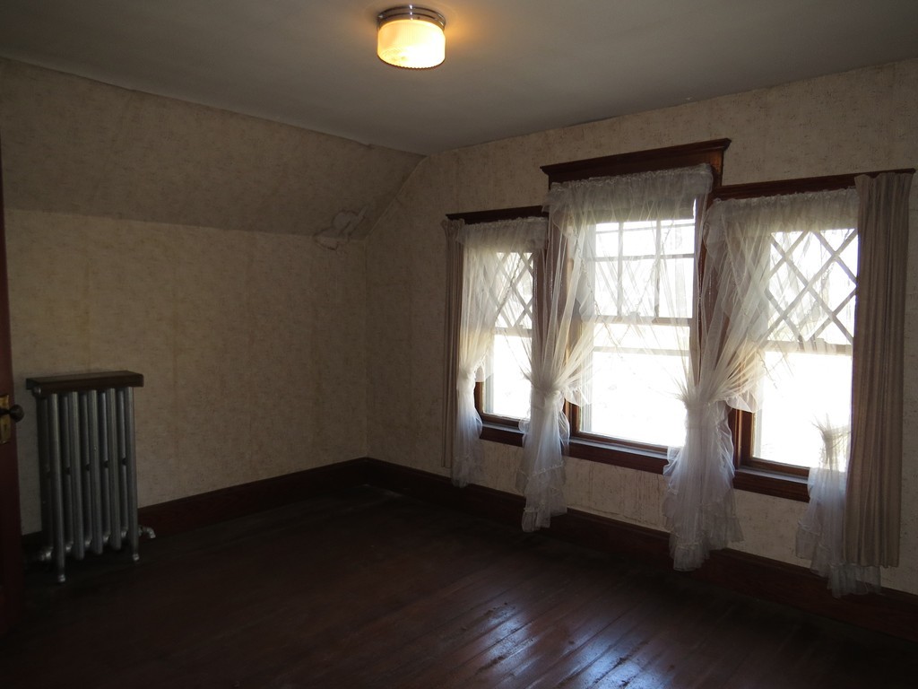 55 Katherine Road Watertown, MA 02472 - Photo 22 of 28 Gallery Image 22