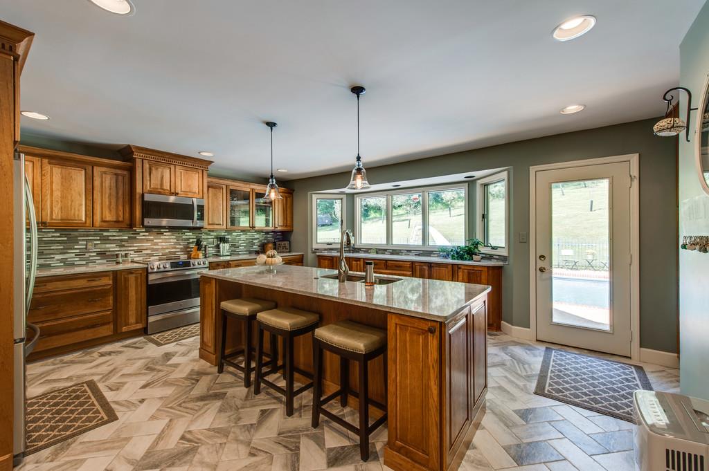 3801 Albert Matthews Road Columbia, TN 38401 - Photo 8 of 30 Gallery Image 8