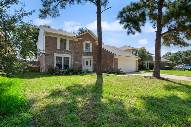 $285,000 | 5410 Forest Trails Drive, Houston, TX 77084
