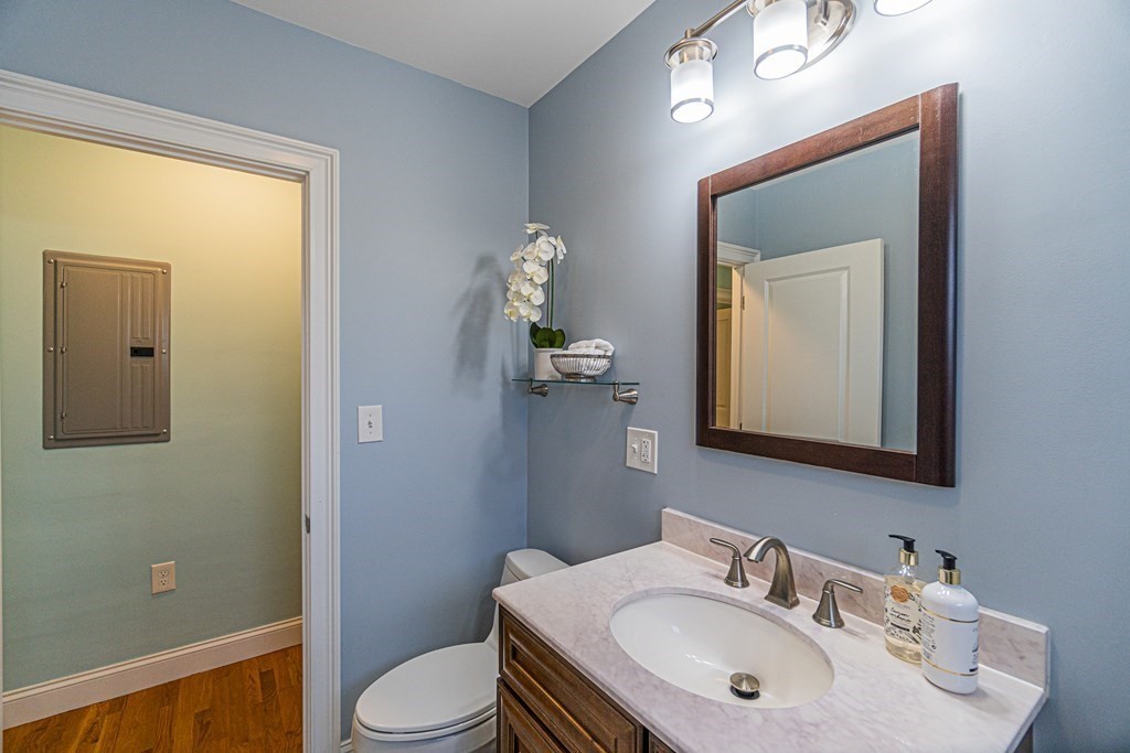 18 Field Road, Unit 2 Arlington, MA 02476 - Photo 15 of 37 Gallery Image 15