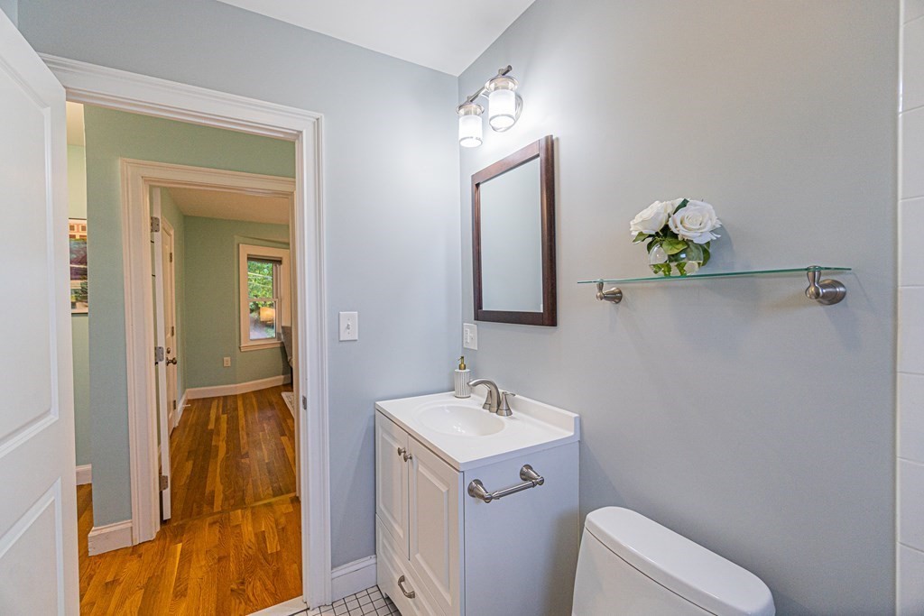 18 Field Road, Unit 2 Arlington, MA 02476 - Photo 17 of 37 Gallery Image 17
