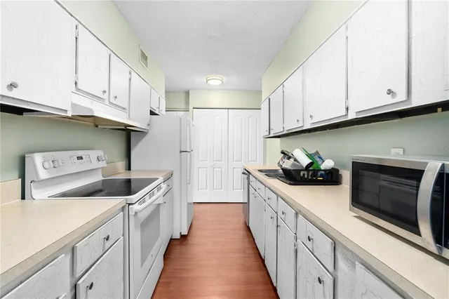 $142,000 | 6519 West Newberry Road, Unit 1013, Gainesville, FL 32605