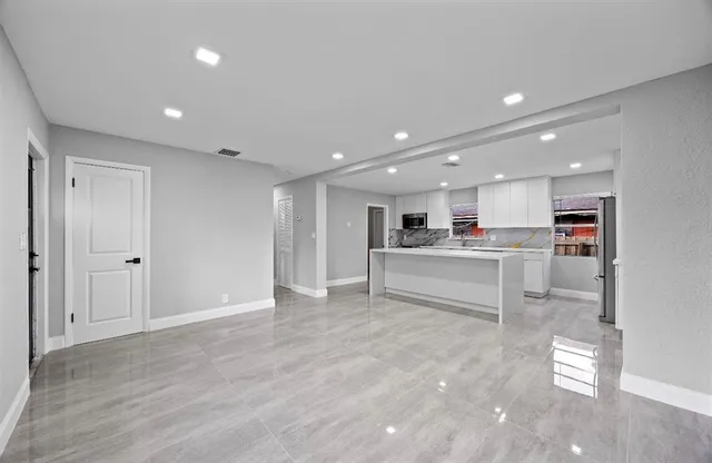 $399,900 | 800 Northwest 6th Avenue, Pompano Beach, FL 33060