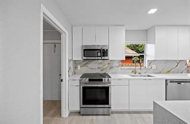 $399,900 | 800 Northwest 6th Avenue, Pompano Beach, FL 33060