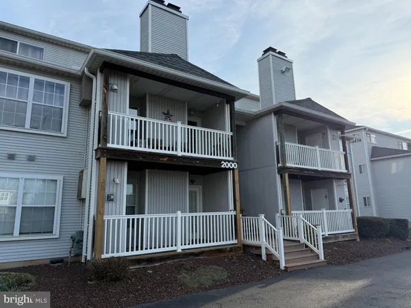 $264,900 | 2009 Waters Edge Drive, Newark, DE 19702