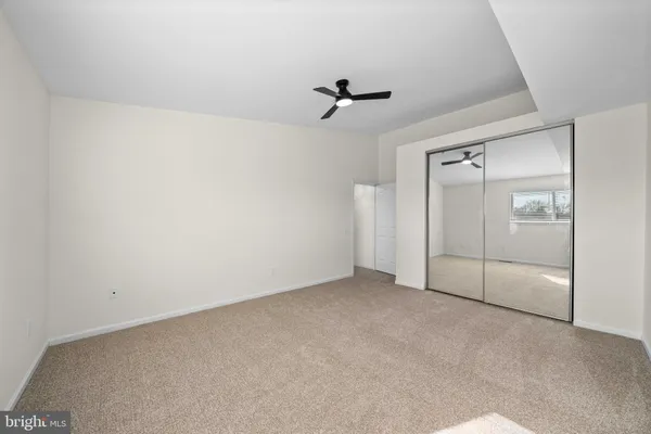 $264,900 | 2009 Waters Edge Drive, Newark, DE 19702