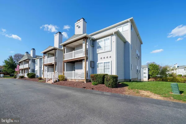 $264,900 | 2009 Waters Edge Drive, Newark, DE 19702