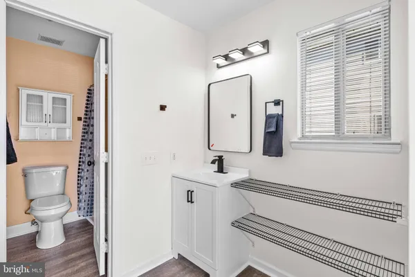 $264,900 | 2009 Waters Edge Drive, Newark, DE 19702