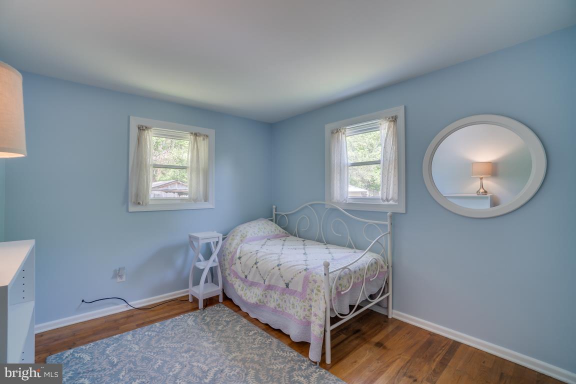 4432 Roundhill Road Alexandria, VA 22310 - Photo 15 of 32 Bedroom 2