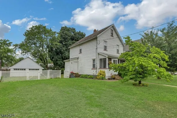 $389,000 | 36 Furnace Avenue, Wanaque, NJ 07465
