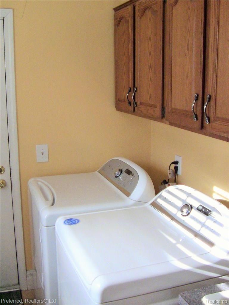 409 Buckingham Road Canton, MI 48188 - Photo 18 of 42 24IMG_4660.JPG