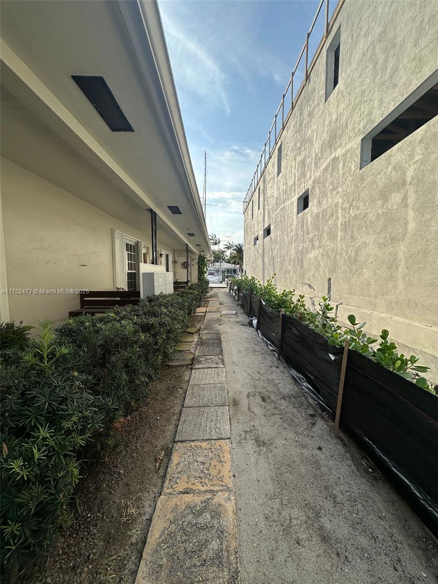 317 Hendricks Isle, Unit 1 Fort Lauderdale, FL 33301 - Photo 12 of 15