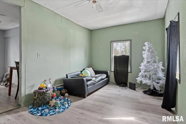 $164,900 | 922-924 North 4th Street, Springfield, IL 62702