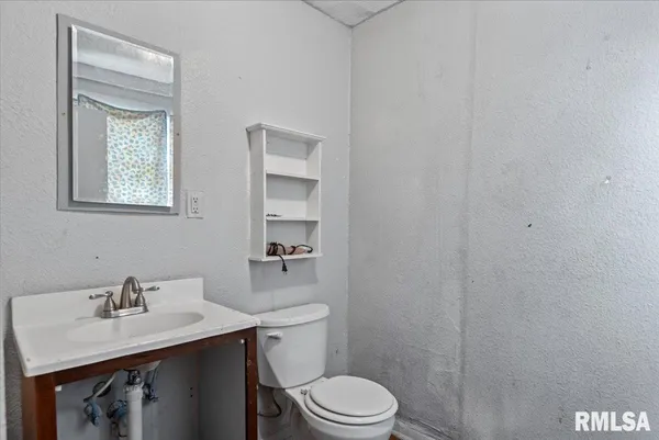 $164,900 | 922-924 North 4th Street, Springfield, IL 62702