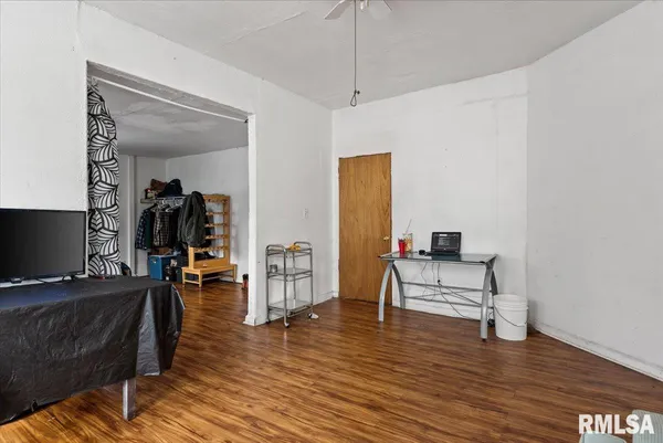 $164,900 | 922-924 North 4th Street, Springfield, IL 62702