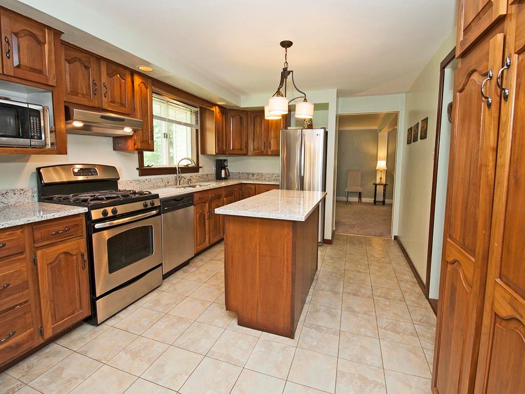 210 Cashdollar Road Evans City, PA 16033 - Photo 5 of 25
