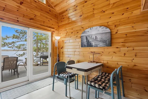 $595,000 | 10401 Vermillion Point Drive Northeast, Deer River, MN 56636