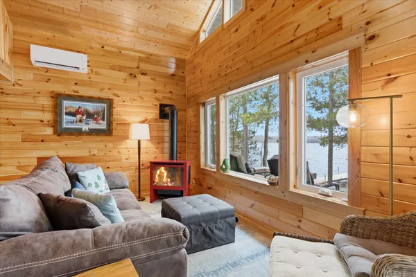 $595,000 | 10401 Vermillion Point Drive Northeast, Deer River, MN 56636