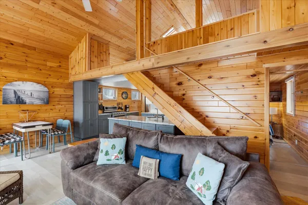 $595,000 | 10401 Vermillion Point Drive Northeast, Deer River, MN 56636