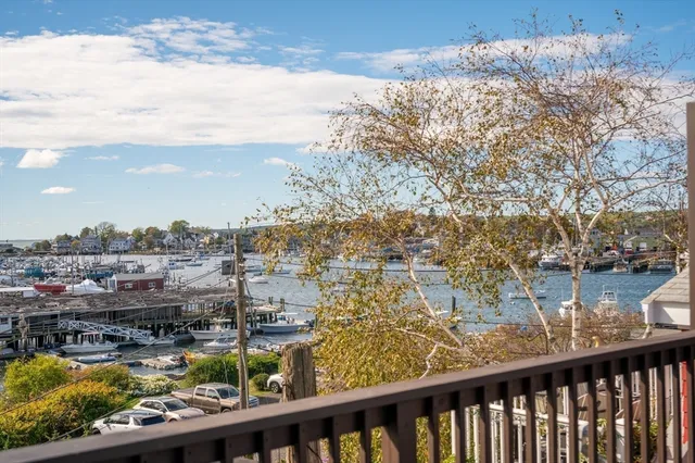 $500,000 | 197 East Main Street, Unit 2, Gloucester, MA 01930