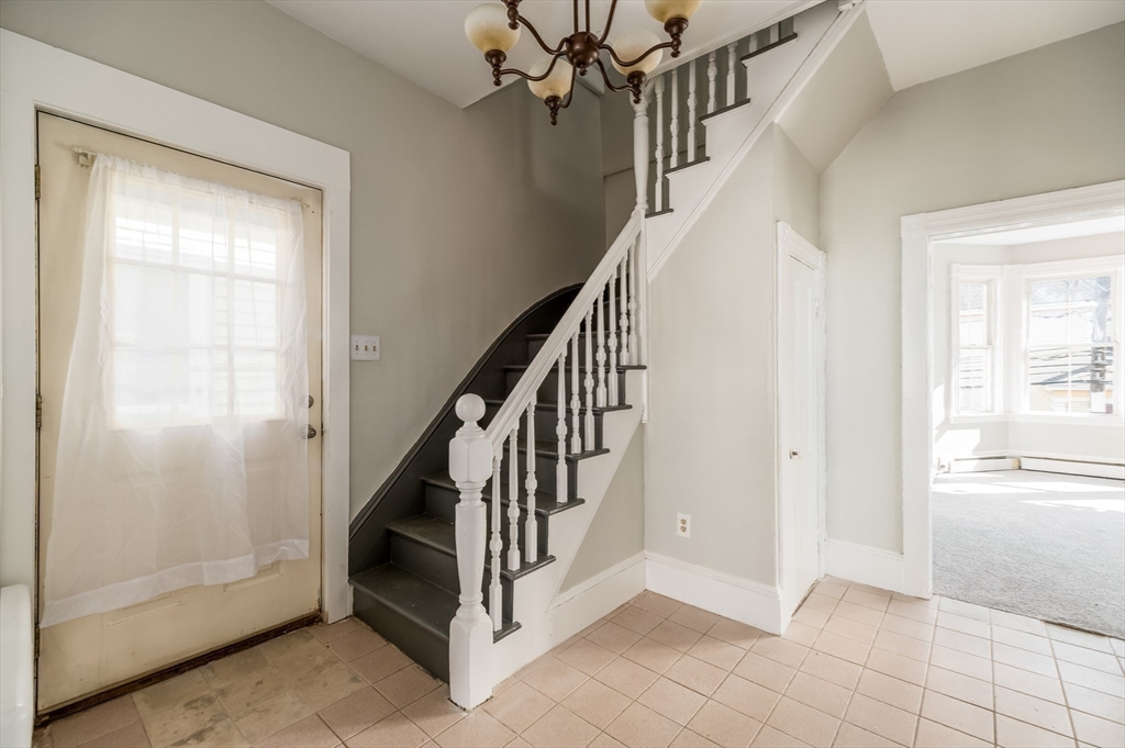 197 East Main Street, Unit 2 Gloucester, MA 01930 - Photo 15 of 22