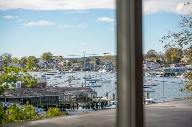 $500,000 | 197 East Main Street, Unit 2, Gloucester, MA 01930