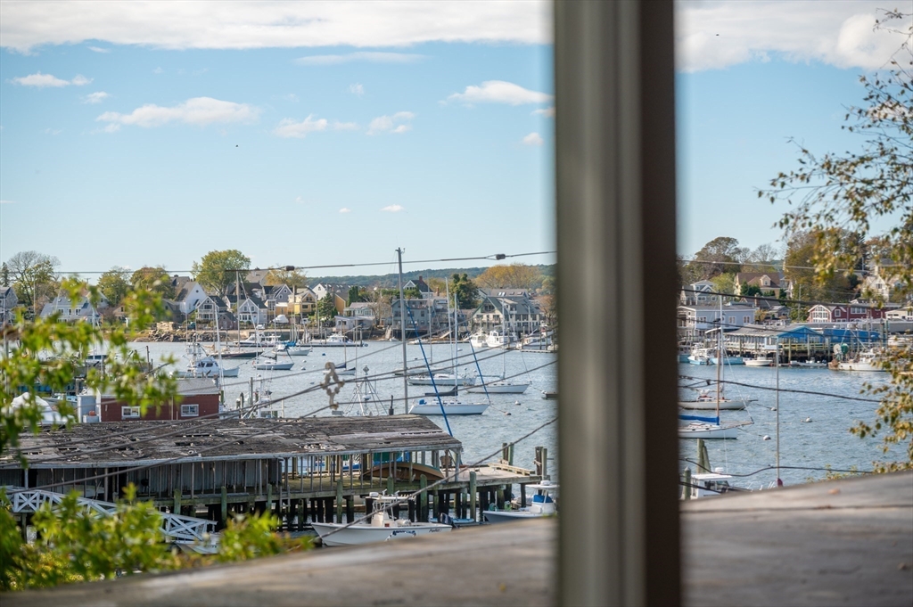 197 East Main Street, Unit 2 Gloucester, MA 01930 - Photo 8 of 22