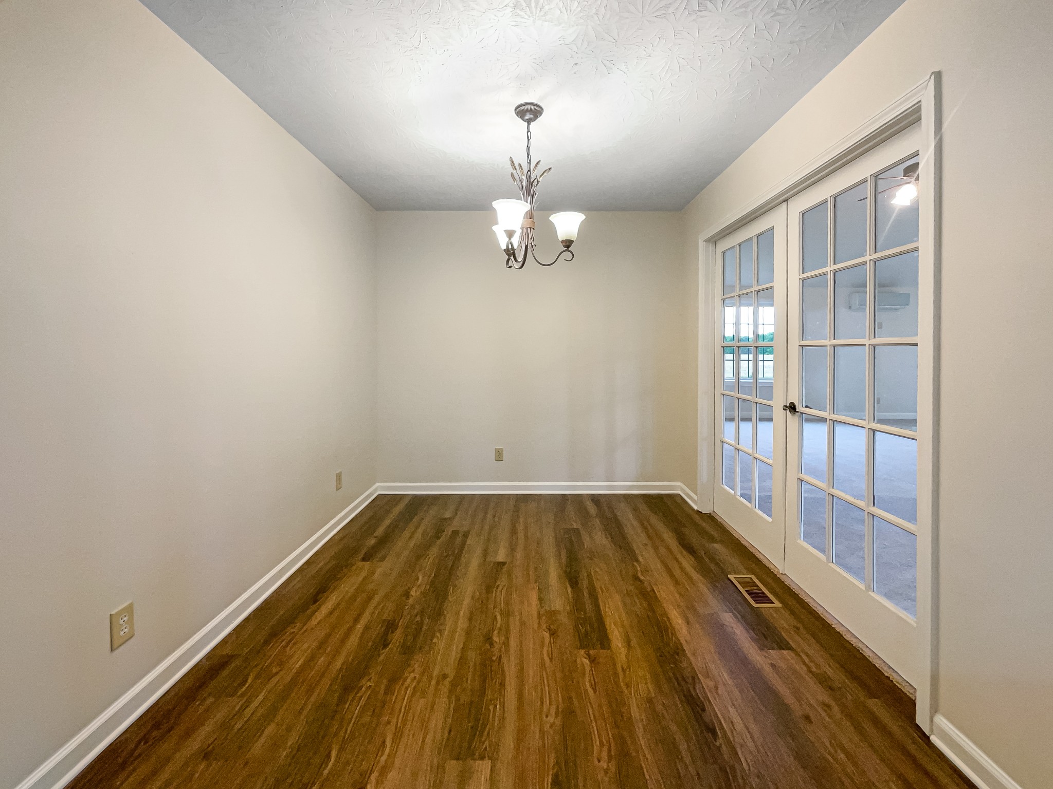 10549 Betts Road Greenbrier, TN 37073 - Photo 14 of 22 Gallery Image 14
