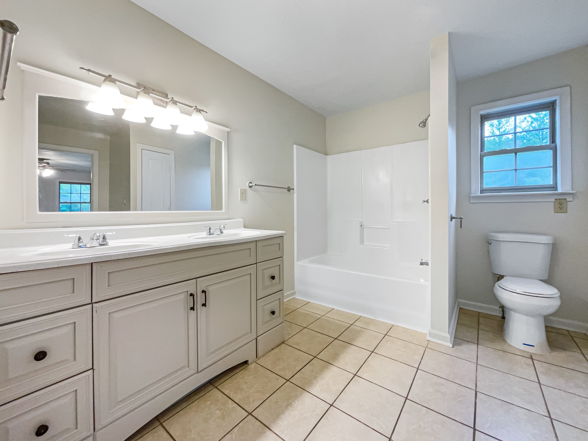 10549 Betts Road Greenbrier, TN 37073 - Photo 18 of 22 Gallery Image 18
