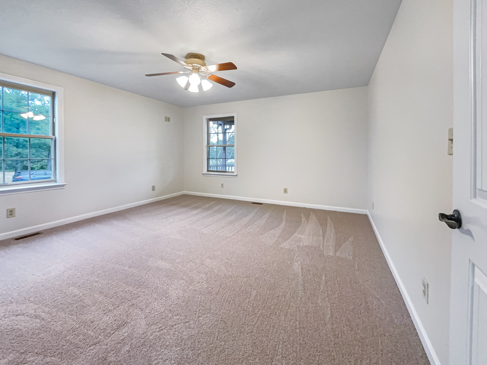 10549 Betts Road Greenbrier, TN 37073 - Photo 5 of 22 Gallery Image 5