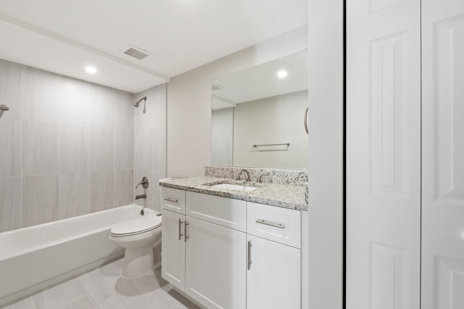 3900 County Line Road, Unit 4D Tequesta, FL 33469 - Photo 19 of 23 19-CuCIwsYGQFzedItUAHH3_temp