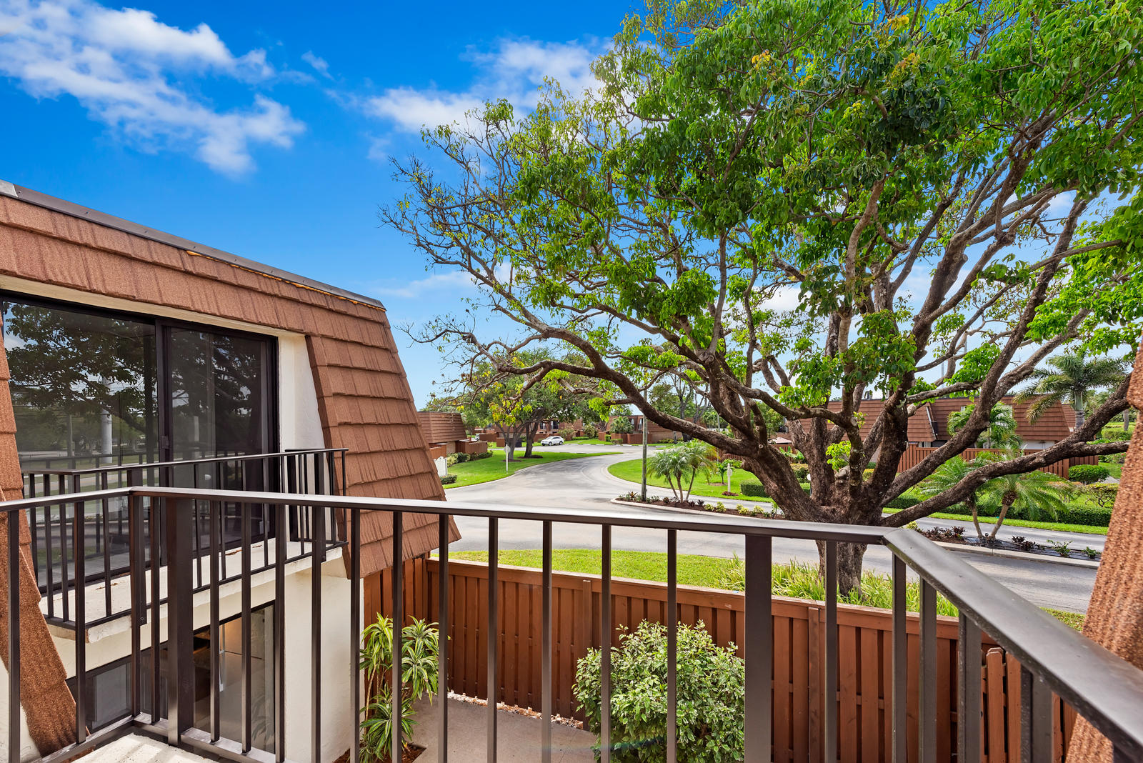 3900 County Line Road, Unit 4D Tequesta, FL 33469 - Photo 21 of 23 21-LzS2MflQtup6VUSmBQJJ_temp