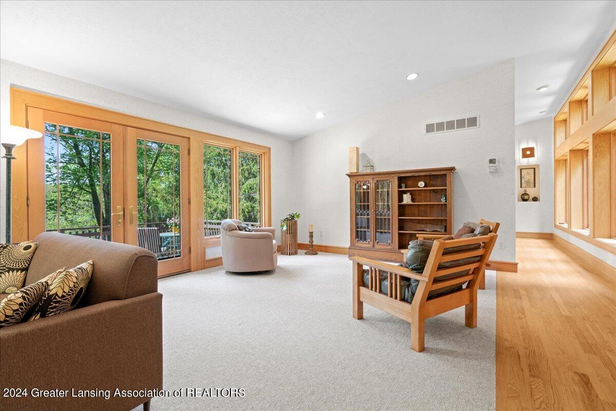 8358 Loomis Road Dewitt, MI 48820 - Photo 22 of 61 41-Media Jett-39