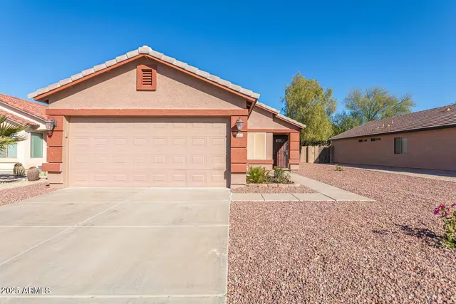 $1,995 | 1362 East 10th Street, Casa Grande, AZ 85122