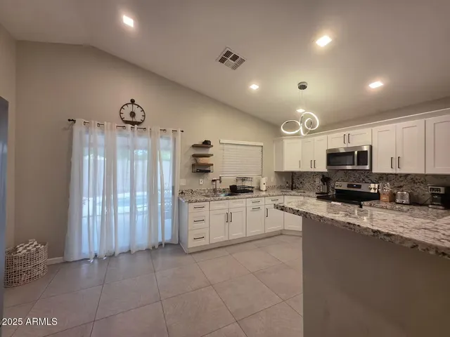 $1,995 | 1362 East 10th Street, Casa Grande, AZ 85122