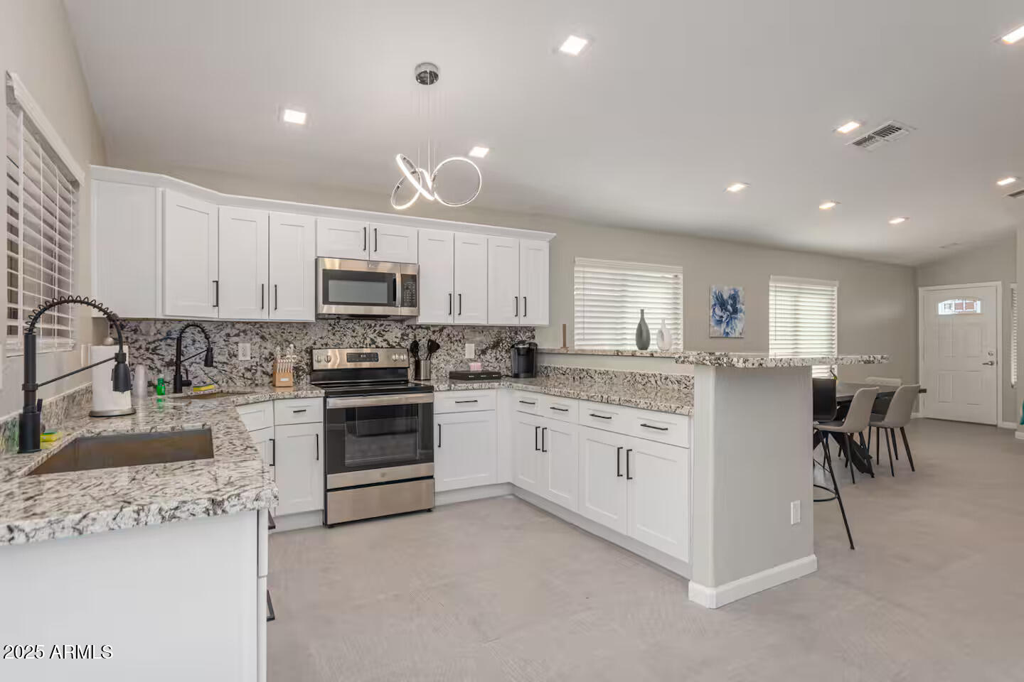 1362 East 10th Street Casa Grande, AZ 85122 - Photo 6 of 16 5abace18-82e2-448f-b8d6-30dcd07b30c5