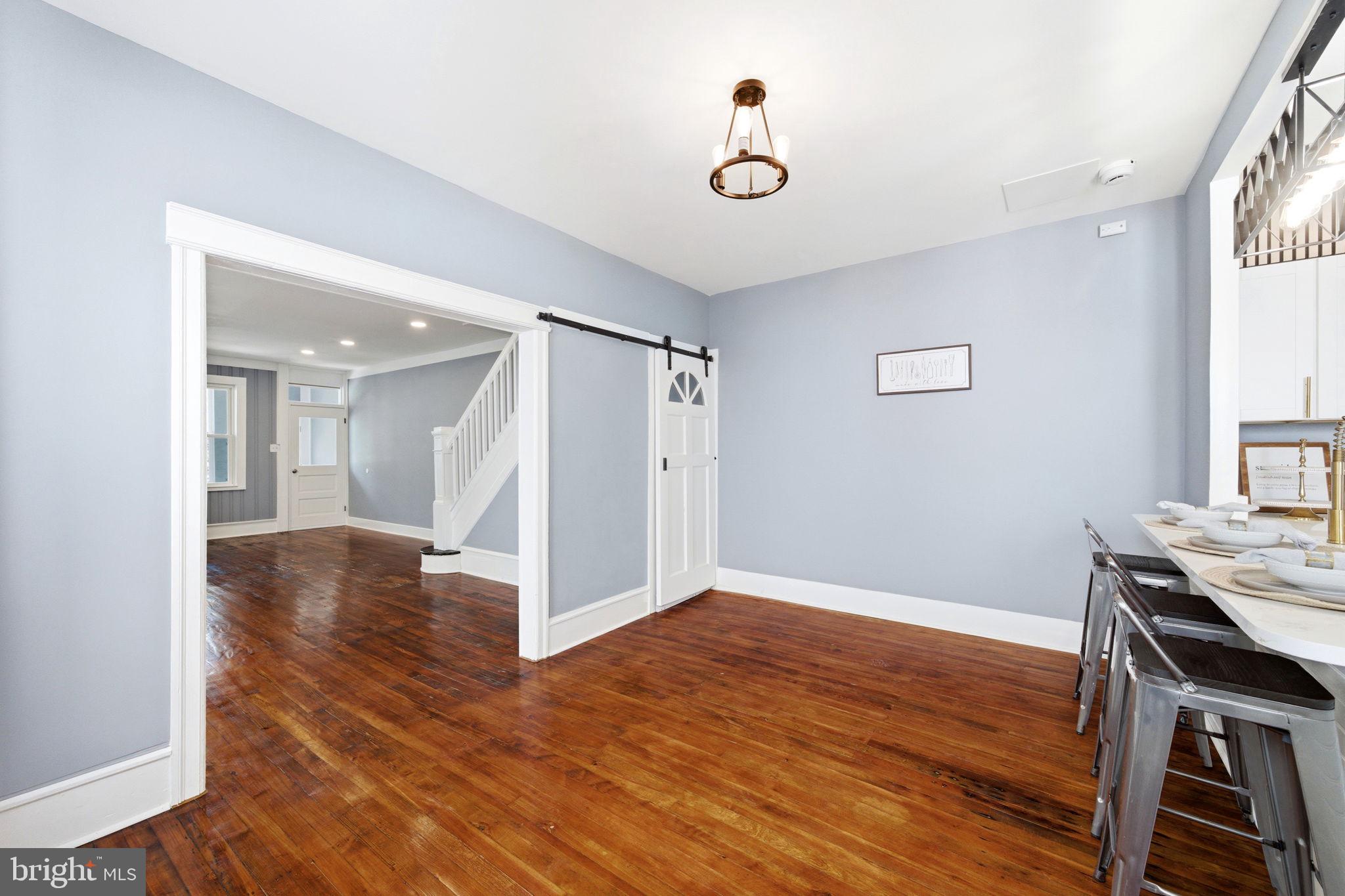 720 Powell Street Gloucester City, NJ 08030 - Photo 9 of 45 Living Room