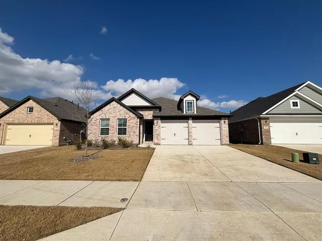 $3,020 | 1345 Water Canna Drive, Justin, TX 76247