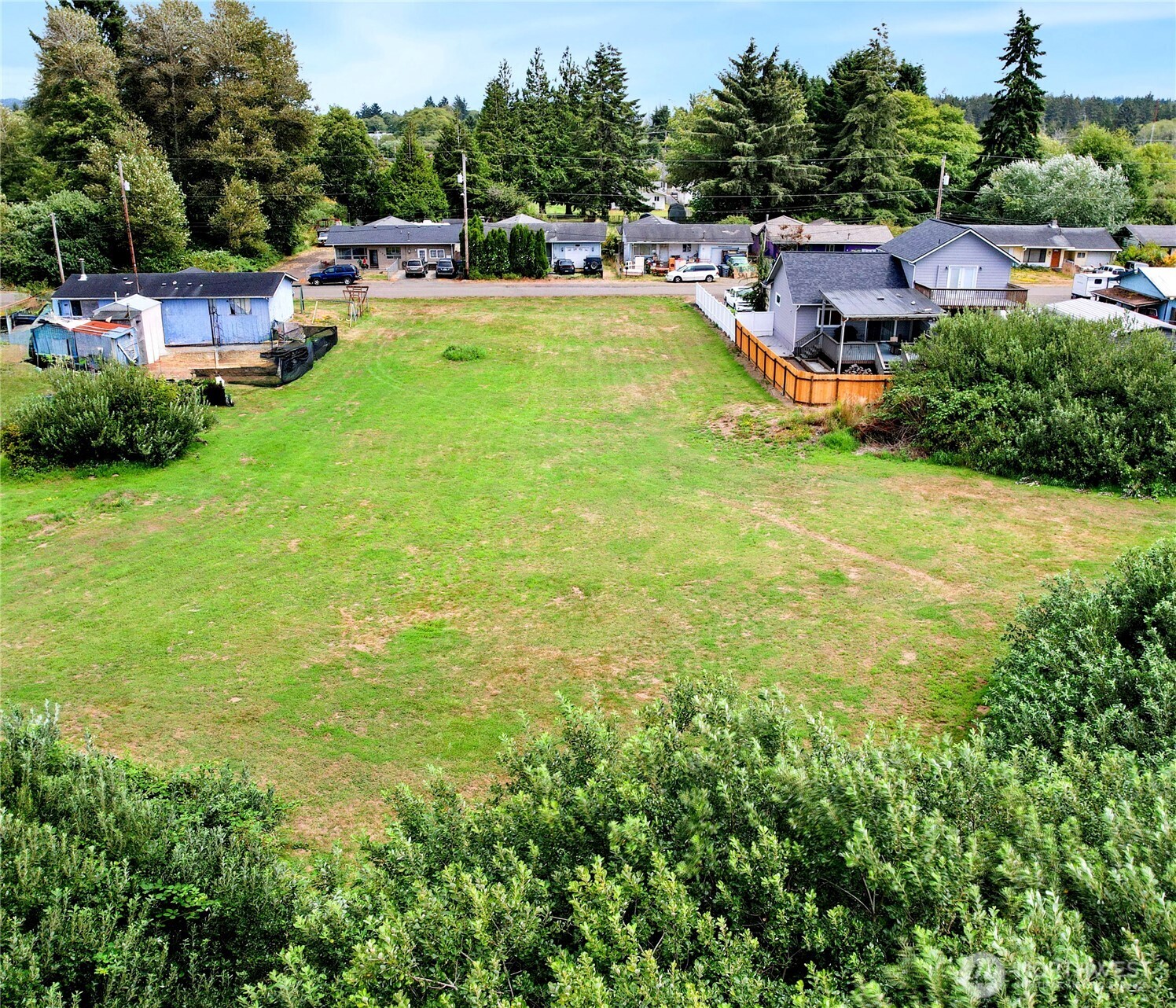 -xxx Calhoun Road Aberdeen, WA 98520 - Photo 4 of 14 an aerial view of a house with swimming pool garden and patio