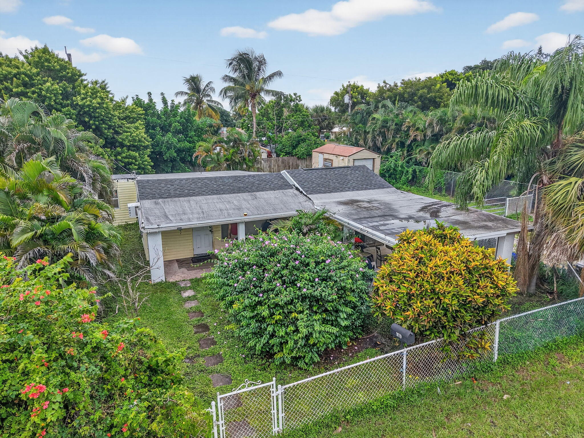 1079 Highview Road Lake Worth, FL 33462 - Photo 27 of 37 1-web-or-mls-DJI_20251010123347_0502_D