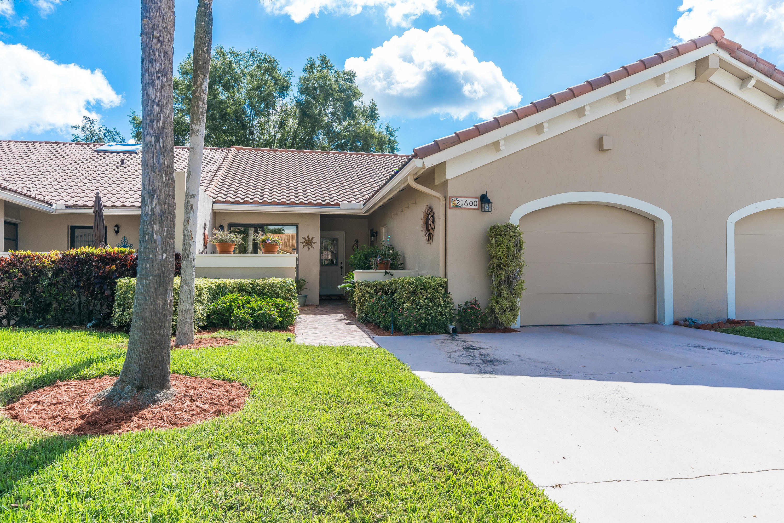 027-21600AltamiraAve-BocaRaton-FL-33428-