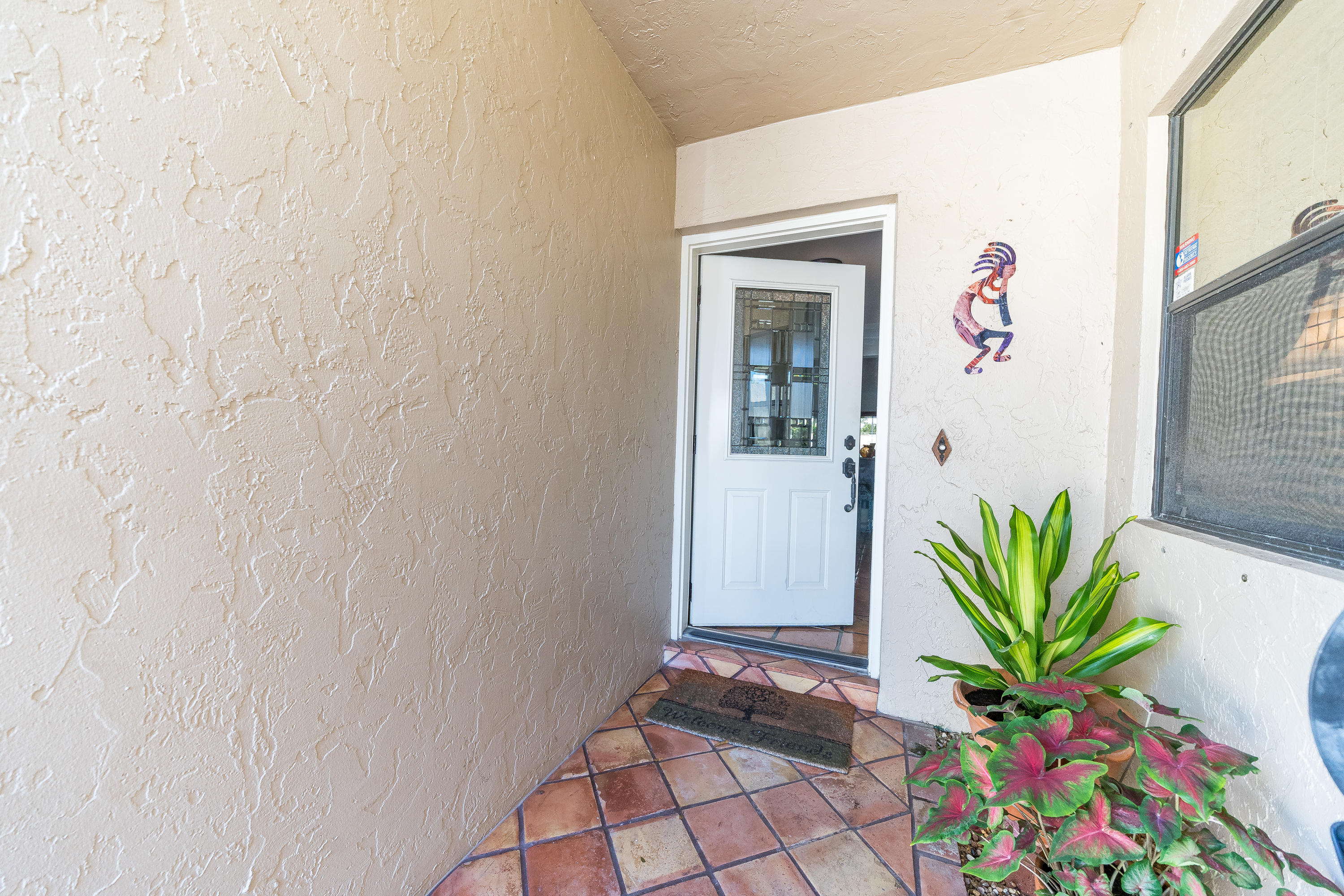 21600 Altamira Avenue Boca Raton, FL 33433 - Photo 4 of 24 023-21600AltamiraAve-BocaRaton-FL-33428-
