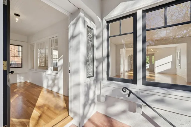 $1,020,000 | 242 D Street, San Rafael, CA 94901