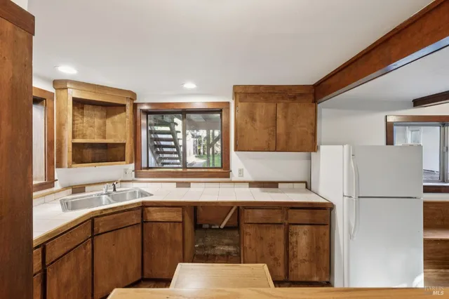$1,020,000 | 242 D Street, San Rafael, CA 94901