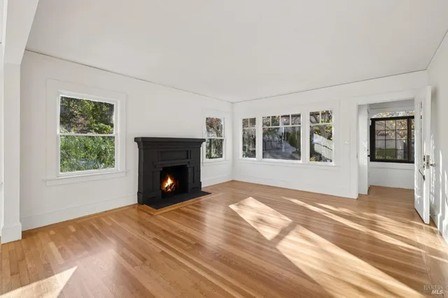 $1,020,000 | 242 D Street, San Rafael, CA 94901