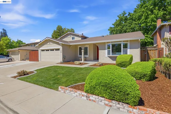 $1,835,000 | 2223 Camino Brazos, Pleasanton, CA 94566